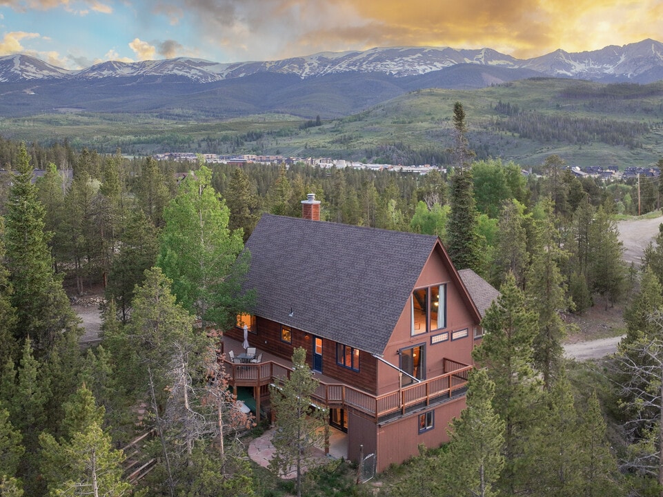 192 Upland Dr in Breckenridge, CO - Building Photo