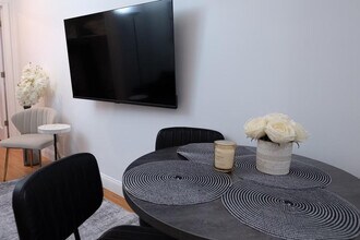 302 E 104th St in New York, NY - Building Photo - Building Photo