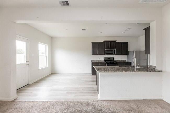 property at 541 Amberwood Pk Dr
