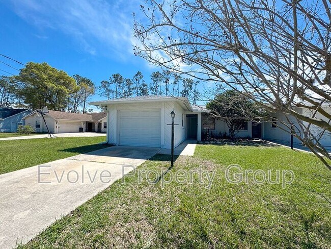 10 Bren Mar Ln in Palm Coast, FL - Building Photo - Building Photo