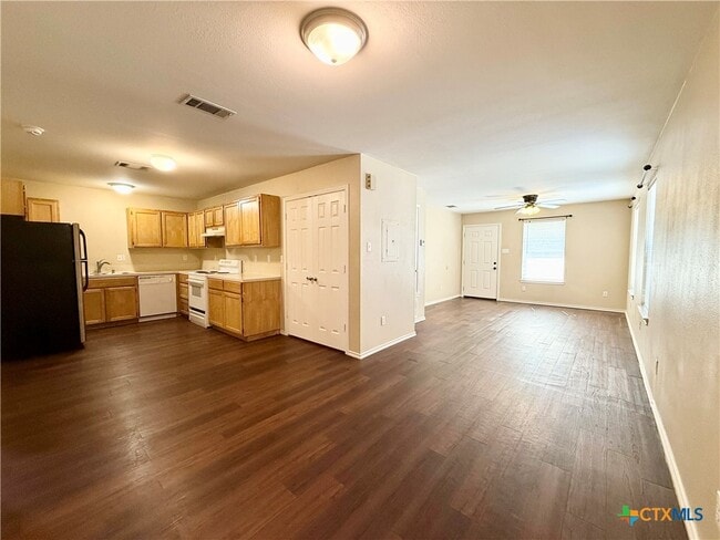 property at 896 Advance St