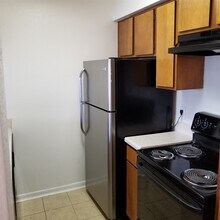 3015 Walnut Bend Ln in Houston, TX - Building Photo - Building Photo