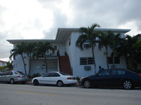 8010 Crespi Blvd in Miami Beach, FL - Building Photo - Building Photo