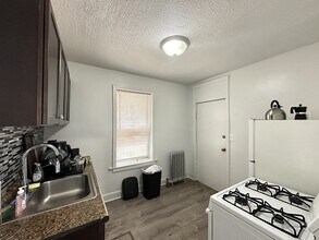 5672 N Ridge Ave, Unit 1S in Chicago, IL - Building Photo - Building Photo
