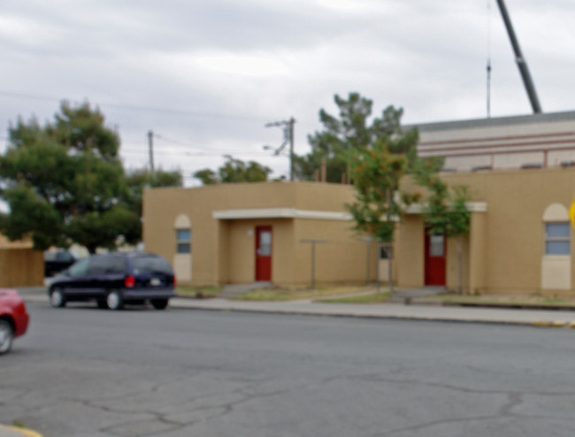 700 Father Rahm Ave in El Paso, TX - Building Photo - Building Photo