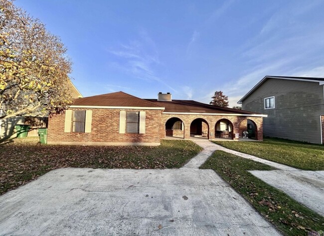 22315 Brownie St, Unit A