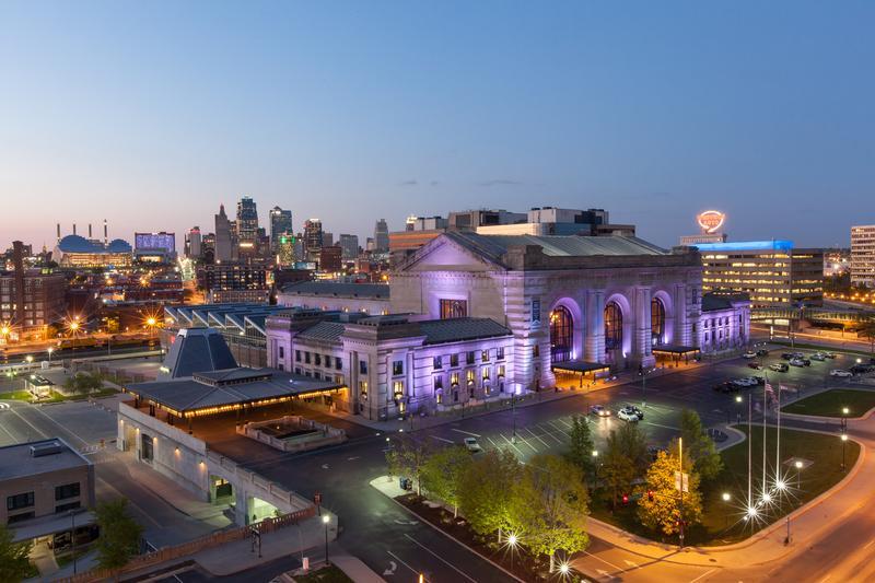 Pershing Lofts in Kansas City, MO - Building Photo