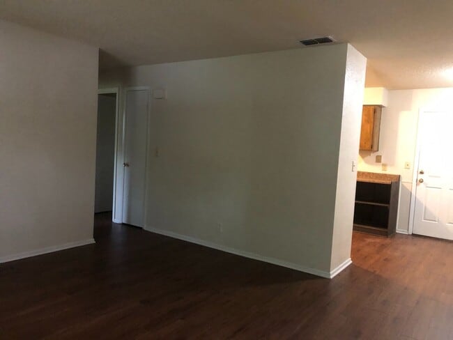 27177 Simona Ave in Brooksville, FL - Building Photo - Building Photo