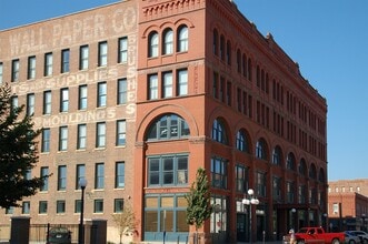 Call Terminal Apartments in Sioux City, IA - Building Photo - Building Photo