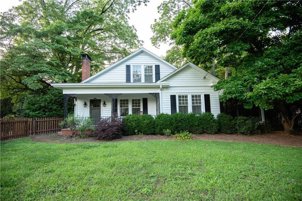 5450 E Mountain St in Stone Mountain, GA - Building Photo