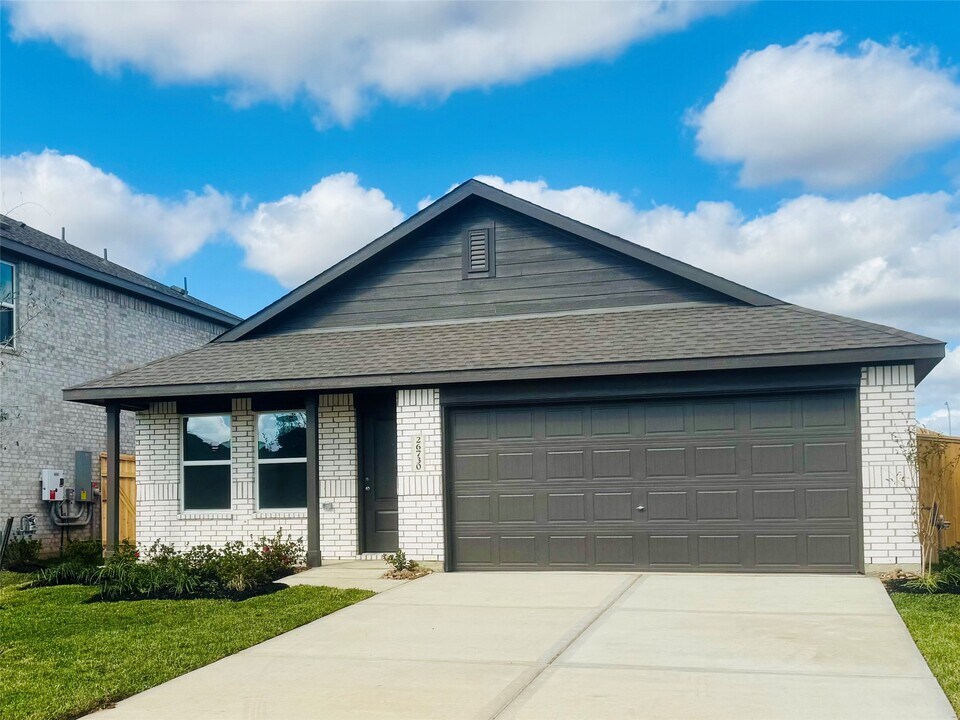 26730 Willow Ln in Katy, TX - Building Photo