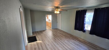 1528 Wilford Ave in Klamath Falls, OR - Building Photo - Building Photo