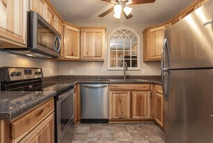 Morganton Arms Apartments in Fayetteville, NC - Building Photo