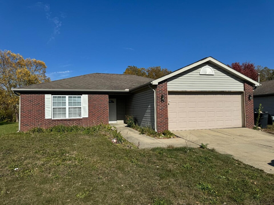 1908 Starks Cir in Lafayette, IN - Building Photo