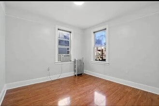 35-11 92nd St in Queens, NY - Building Photo - Building Photo