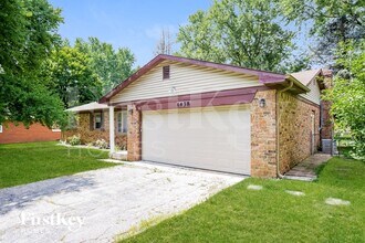 4438 Windsor Rd in Brownsburg, IN - Building Photo - Building Photo