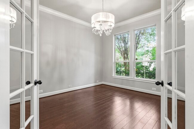 property at 27 N Arrow Canyon Cir