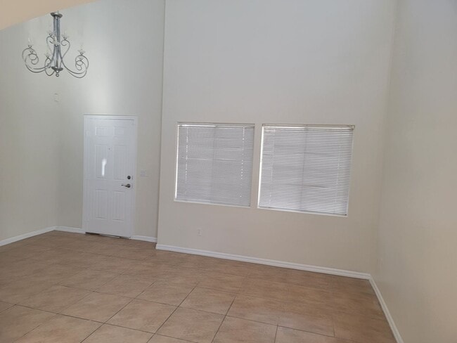 3205 Outrider Ct in North Las Vegas, NV - Building Photo - Building Photo