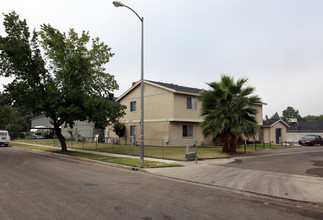 Seymour Village Apartments in Fresno, CA - Building Photo - Building Photo