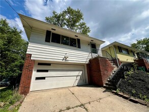 14417 Maple Ave in Maple Heights, OH - Building Photo - Building Photo