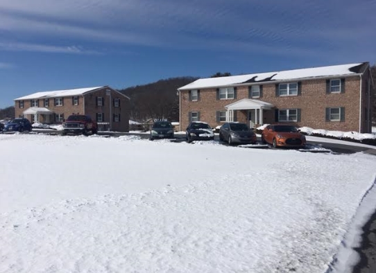 9189-9215 Olde Scotland Rd in Shippensburg, PA - Foto de edificio