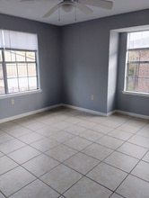 1045 Manson Dr in Baton Rouge, LA - Foto de edificio - Building Photo