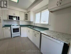 109 Goulding Ave in Toronto, ON - Building Photo - Building Photo