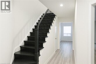 6798 Bansbridge Crescent in Mississauga, ON - Building Photo - Building Photo