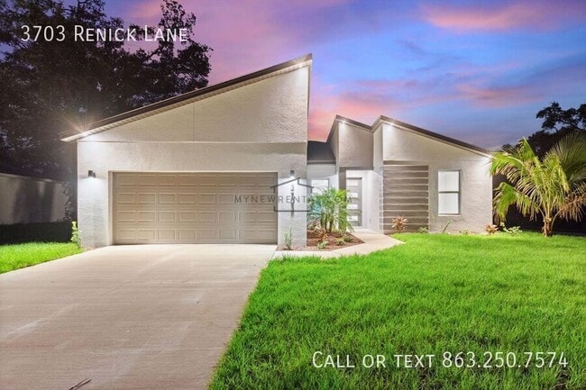 3703 Renick Ln in North Port, FL - Building Photo - Building Photo