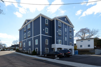 225 W Squantum St in Quincy, MA - Building Photo - Building Photo