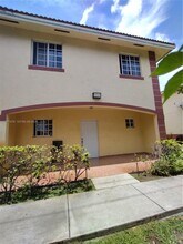 6756 NW 182nd St in Hialeah, FL - Building Photo - Building Photo