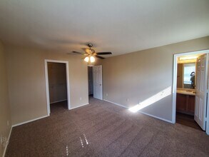 14001 Cambourne Dr in Pflugerville, TX - Building Photo - Building Photo