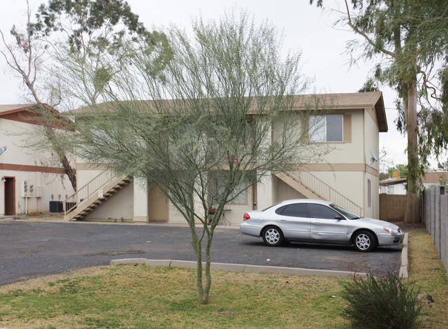 7137 N 66th Ave in Glendale, AZ - Building Photo - Building Photo