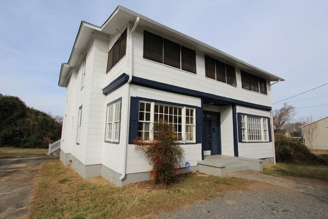 property at 311 N Confederate Ave