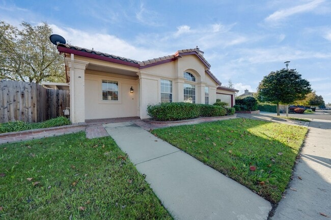 property at 9178 Lakemont Dr