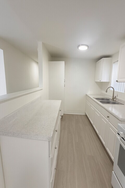 3438 W. Ariel Pl. in Anaheim, CA - Building Photo