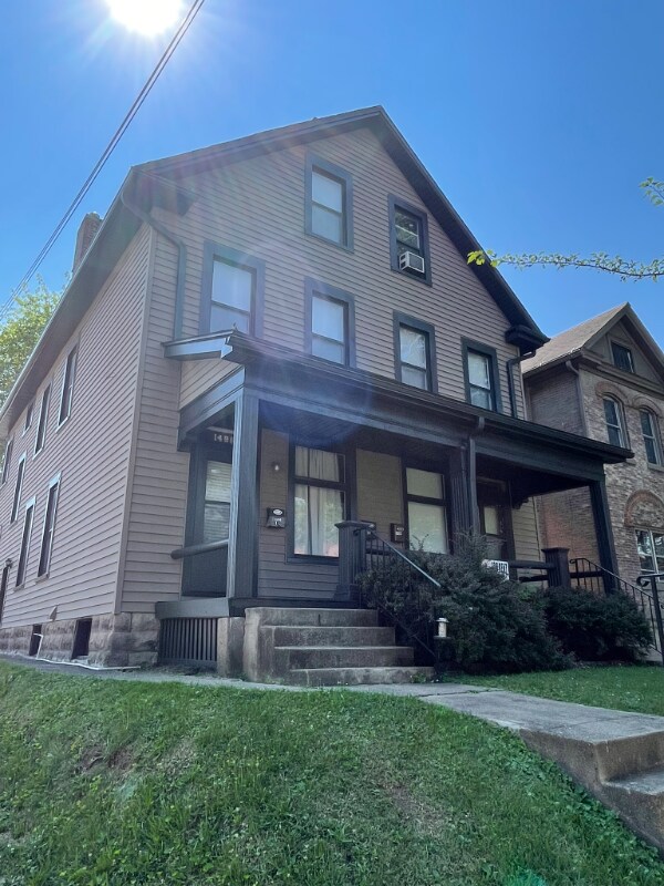 1494 Michigan Ave