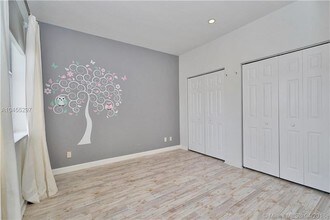 1394 Harbor View W-Unit -1394 in Hollywood, FL - Building Photo - Building Photo