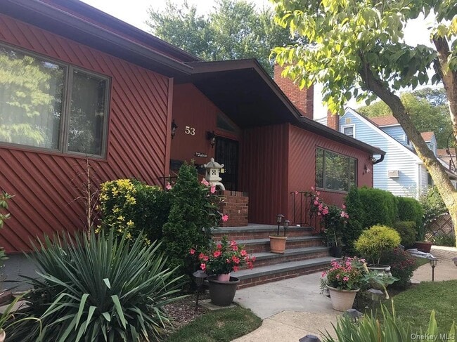 property at 53 Kirkwood Rd