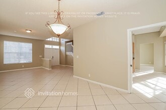 1081 Fairfax Cir W in Boynton Beach, FL - Foto de edificio - Building Photo