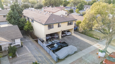 3422 Casitas Ave in Los Angeles, CA - Building Photo - Building Photo