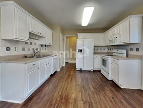 55 Old Tree Ct in Willow Spring, NC - Building Photo - Building Photo
