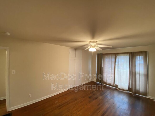 1012 Julian Dr in Fredericksburg, VA - Building Photo - Building Photo