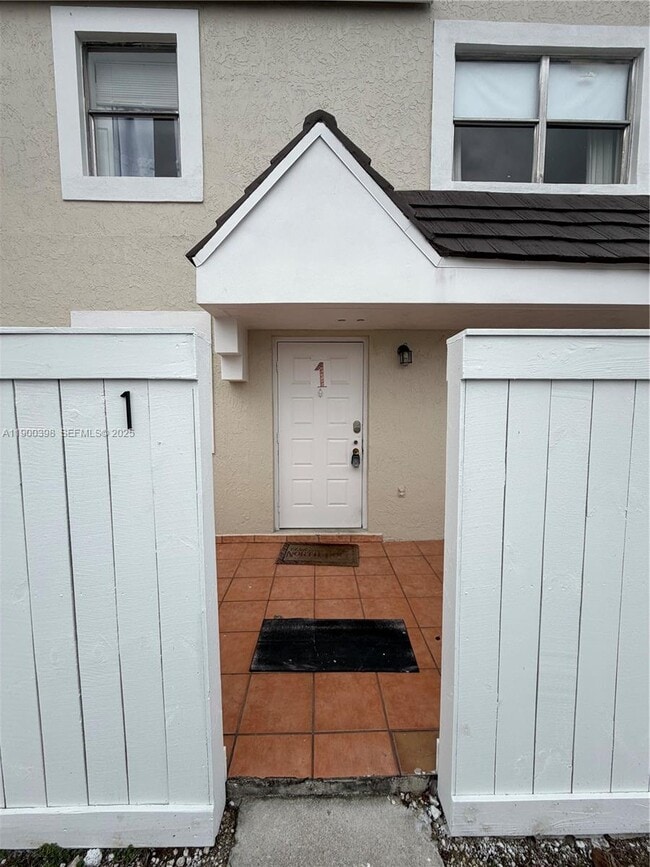 property at 4515 SW 68th Ct Cir