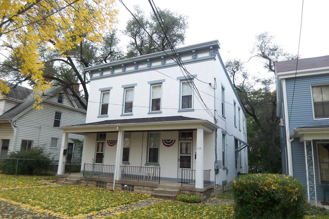 319-321 Mill St in Lockland, OH - Building Photo - Building Photo