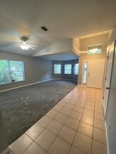 4627 Dunnie Dr in Tampa, FL - Building Photo - Building Photo
