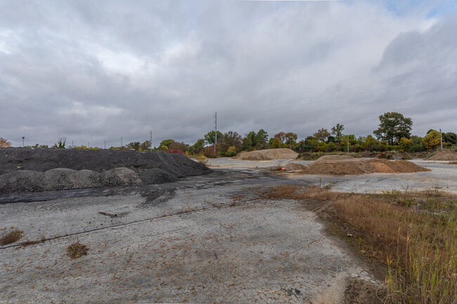 2100 Ogletown Rd in Newark, DE - Building Photo - Building Photo