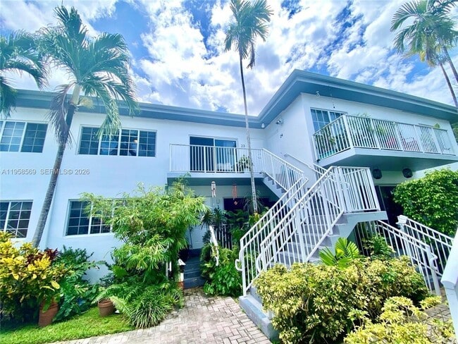 9260 Bay Harbor Terrace in Bay Harbor Islands, FL - Building Photo - Building Photo