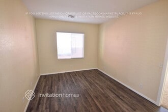 3695 Lodina Ct in Las Vegas, NV - Building Photo - Building Photo