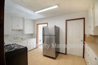 920 13th St NE in Salem, OR - Building Photo - Building Photo